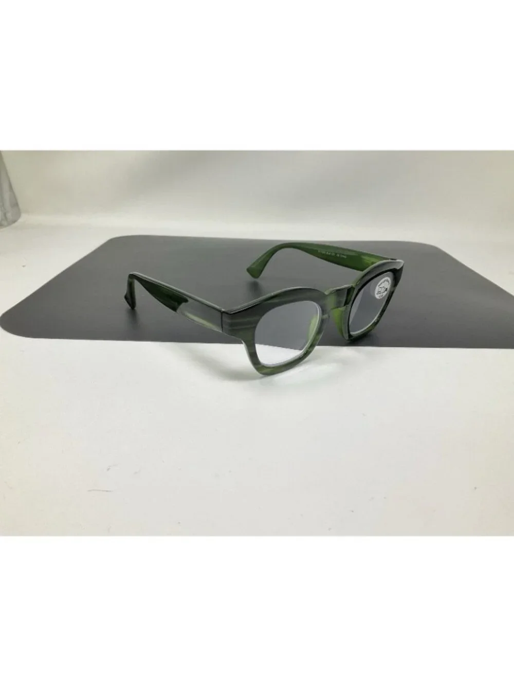 Ryan Simkhai Eyeshop R-7026 C3 Readers +2.50  Reading Glasses Blue Light Filter